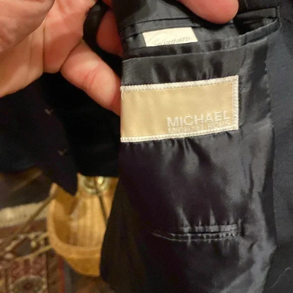 Navy Blue sports coat - Picture 2 of 3